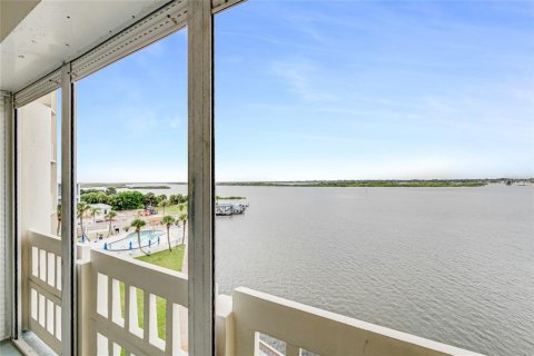 Condo in Port Orange, Florida, 2 bedrooms  № 1378397 - photo 13