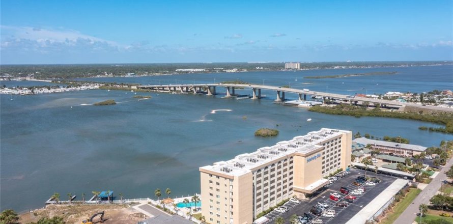 Condominio en Port Orange, Florida, 2 dormitorios  № 1378397