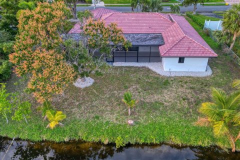 Villa ou maison à vendre à Delray Beach, Floride: 3 chambres, 188.22 m2 № 1027039 - photo 1