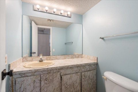 Condo in Tamarac, Florida, 1 bedroom  № 1077038 - photo 24