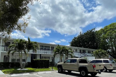 Copropriété à vendre à Deerfield Beach, Floride: 2 chambres, 76.18 m2 № 1077036 - photo 9