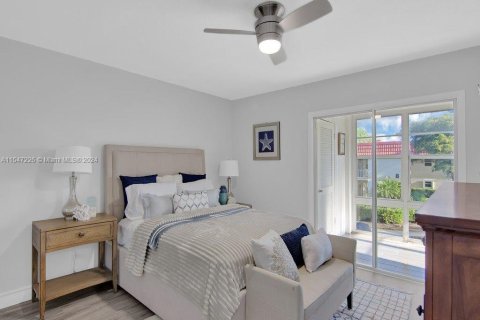 Condo in Vero Beach, Florida, 2 bedrooms  № 1054430 - photo 11