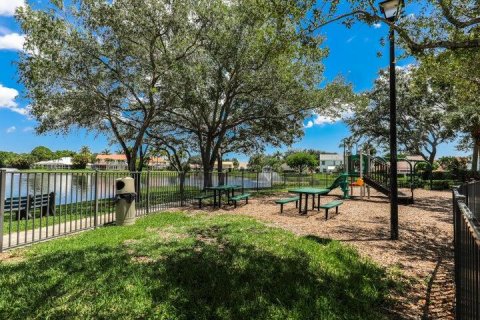 Villa ou maison à vendre à Palm Beach Gardens, Floride: 4 chambres, 238.2 m2 № 1026504 - photo 9