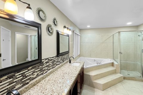 Villa ou maison à vendre à Pembroke Pines, Floride: 4 chambres, 216.65 m2 № 1228810 - photo 10