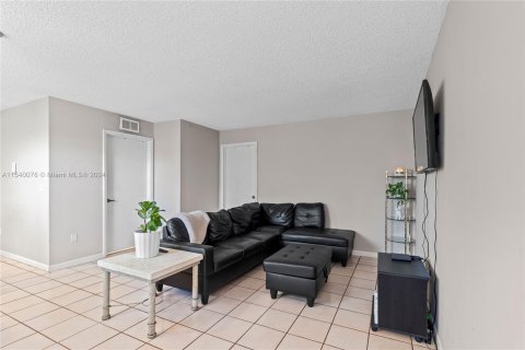 Condominio en venta en Homestead, Florida, 2 dormitorios, 77.11 m2 № 1033514 - foto 5
