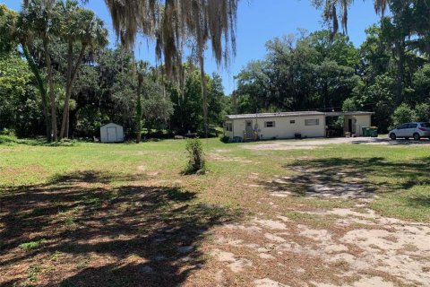 House in Fruitland Park, Florida 2 bedrooms, 80.27 sq.m. № 1346459 - photo 8