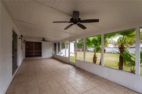 House in Winter Park, Florida 4 bedrooms, 150.78 sq.m. № 1346496 - photo 19