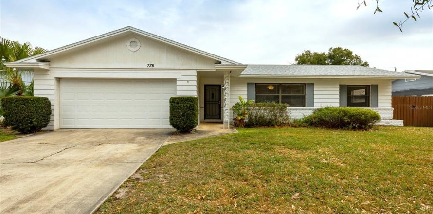 House in Winter Park, Florida 4 bedrooms, 150.78 sq.m. № 1346496