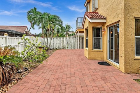 Villa ou maison à vendre à Pembroke Pines, Floride: 4 chambres, 202.06 m2 № 1402786 - photo 18