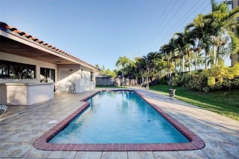 Casa en venta en Miami, Florida, 4 dormitorios, 180.69 m2 № 1331123 - foto 25