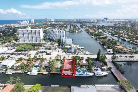 House in Fort Lauderdale, Florida 6 bedrooms, 502.14 sq.m. № 1223790 - photo 18