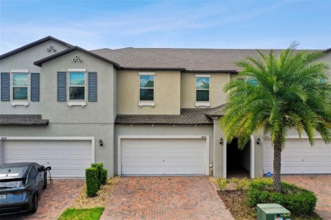 Townhouse in Tampa, Florida 3 bedrooms, 182.46 sq.m. № 1392498 - photo 1