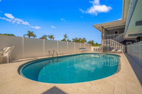 Copropriété à vendre à Fort Lauderdale, Floride: 2 chambres, 111.48 m2 № 1226936 - photo 1