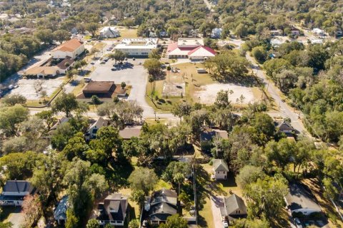 Propiedad comercial en venta en DeLand, Florida, 264.59 m2 № 1395597 - foto 10