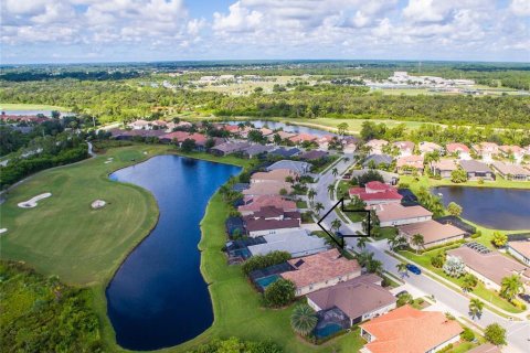 Villa ou maison à vendre à North Port, Floride: 4 chambres, 291.43 m2 № 1387395 - photo 12