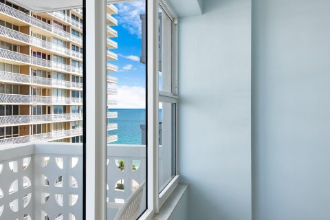 Condo in Fort Lauderdale, Florida, 1 bedroom  № 1019867 - photo 22