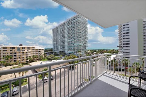 Copropriété à vendre à Fort Lauderdale, Floride: 2 chambres, 110.09 m2 № 1080501 - photo 14