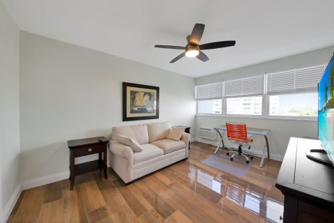 Condo in Fort Lauderdale, Florida, 2 bedrooms  № 1080501 - photo 18