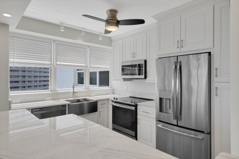 Condo in Fort Lauderdale, Florida, 2 bedrooms  № 1080501 - photo 25