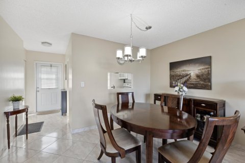 Copropriété à vendre à Lauderdale Lakes, Floride: 2 chambres, 87.7 m2 № 1080541 - photo 14