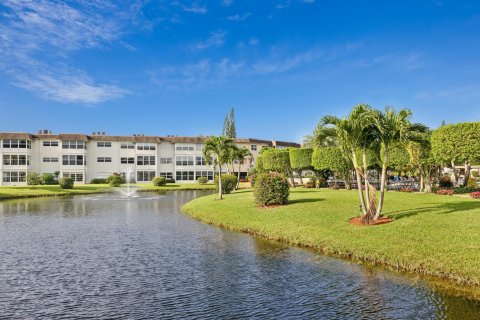 Copropriété à vendre à Lauderdale Lakes, Floride: 2 chambres, 87.7 m2 № 1080541 - photo 19