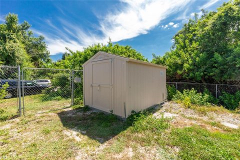 Villa ou maison à vendre à Punta Gorda, Floride: 3 chambres, 166.48 m2 № 1202958 - photo 28