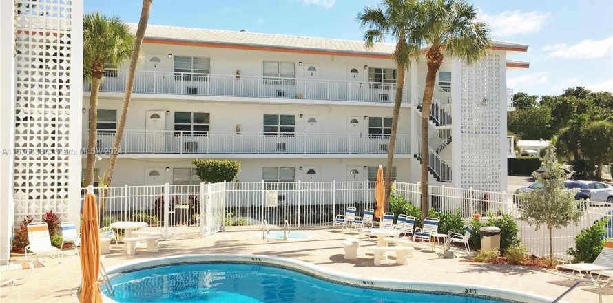 Condominio en Deerfield Beach, Florida, 1 dormitorio  № 1402628