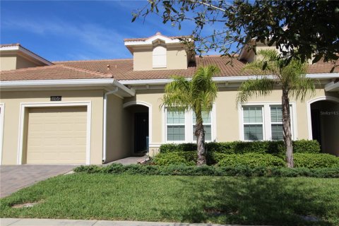 Condo in Davenport, Florida, 2 bedrooms  № 1064730 - photo 1