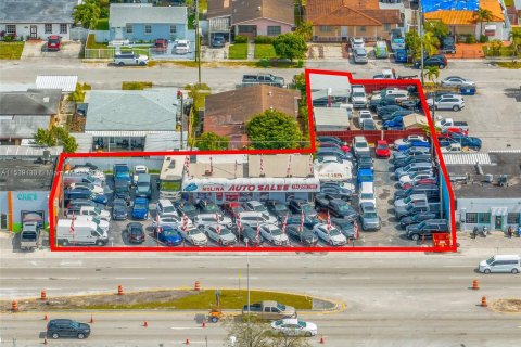 Commercial property in Hialeah, Florida № 1029232 - photo 2