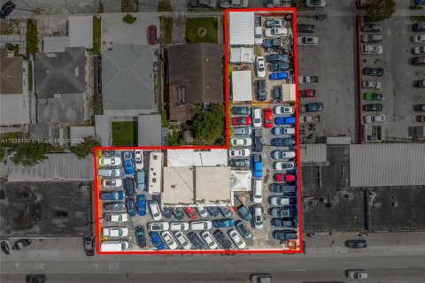 Commercial property in Hialeah, Florida № 1029232 - photo 3