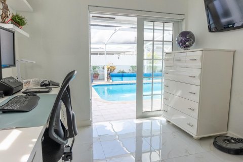 Casa en venta en Hollywood, Florida, 3 dormitorios, 126.81 m2 № 1409021 - foto 19