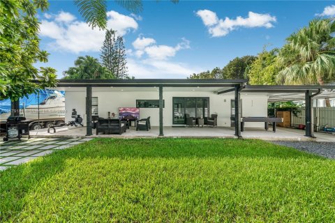 Casa en venta en Miami, Florida, 4 dormitorios, 122.26 m2 № 1409072 - foto 14