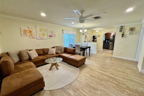 Touwnhouse à vendre à Tamarac, Floride: 3 chambres, 138.05 m2 № 1210557 - photo 12