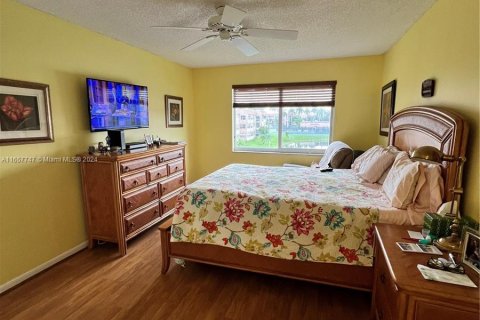 Condo in Sunrise, Florida, 1 bedroom  № 1359031 - photo 6