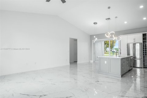 Casa en venta en Sebring, Florida, 3 dormitorios, 178 m2 № 1060659 - foto 18
