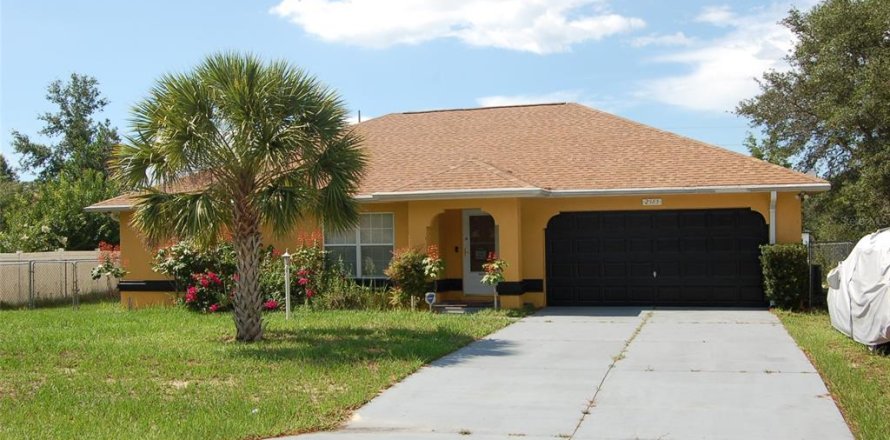 House in Ocala, Florida 3 bedrooms, 147.06 sq.m. № 1407354