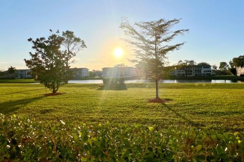 Condo in Boca Raton, Florida, 1 bedroom  № 1050181 - photo 6