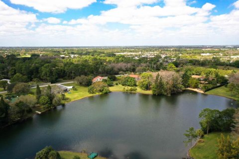 Villa ou maison à vendre à Lake Worth, Floride: 4 chambres, 314.01 m2 № 1050097 - photo 14