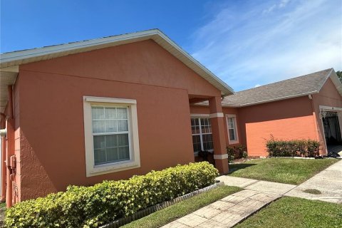 Villa ou maison à vendre à Kissimmee, Floride: 3 chambres, 149.48 m2 № 1307643 - photo 5