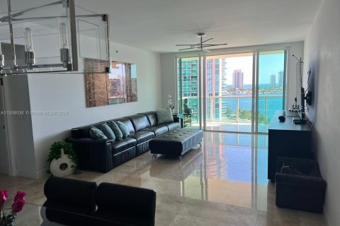 Copropriété à vendre à Aventura, Floride: 2 chambres, 187.66 m2 № 1030917 - photo 6