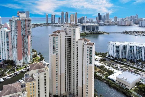 Condominio en venta en Aventura, Florida, 2 dormitorios, 187.66 m2 № 1030917 - foto 29