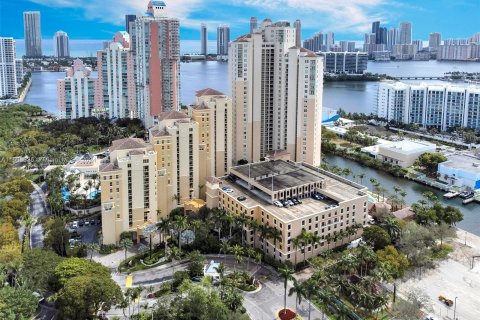 Condominio en venta en Aventura, Florida, 2 dormitorios, 187.66 m2 № 1030917 - foto 23