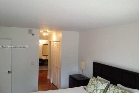 Condominio en venta en Miami, Florida, 2 dormitorios, 106.37 m2 № 1398102 - foto 10