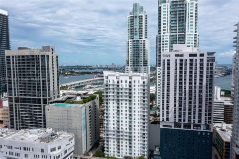 Condominio en venta en Miami, Florida, 2 dormitorios, 110.09 m2 № 1398059 - foto 1