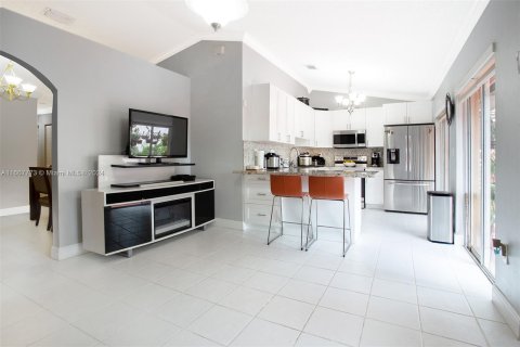 Casa en venta en Miami, Florida, 4 dormitorios, 137.22 m2 № 1383617 - foto 18