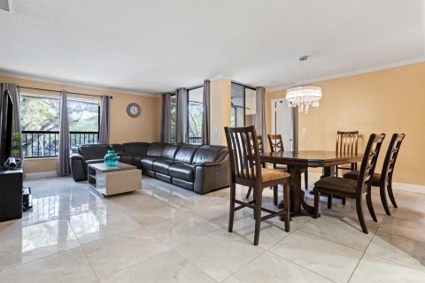 Condo in Coconut Creek, Florida, 3 bedrooms  № 1058843 - photo 25