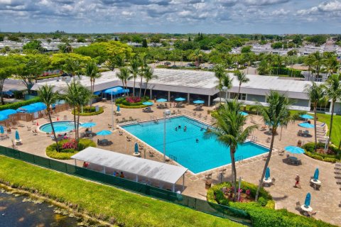 Villa ou maison à vendre à Delray Beach, Floride: 2 chambres, 81.75 m2 № 1033834 - photo 21