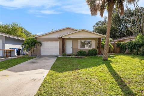 Villa ou maison à vendre à Saint Petersburg, Floride: 2 chambres, 94.76 m2 № 1347311 - photo 1