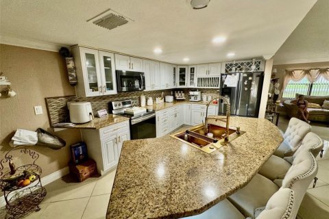 Villa ou maison à vendre à Spring Hill, Floride: 3 chambres, 144.56 m2 № 1347303 - photo 6