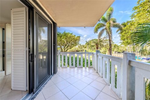 Condominio en venta en Key Biscayne, Florida, 2 dormitorios, 165.55 m2 № 1059450 - foto 12